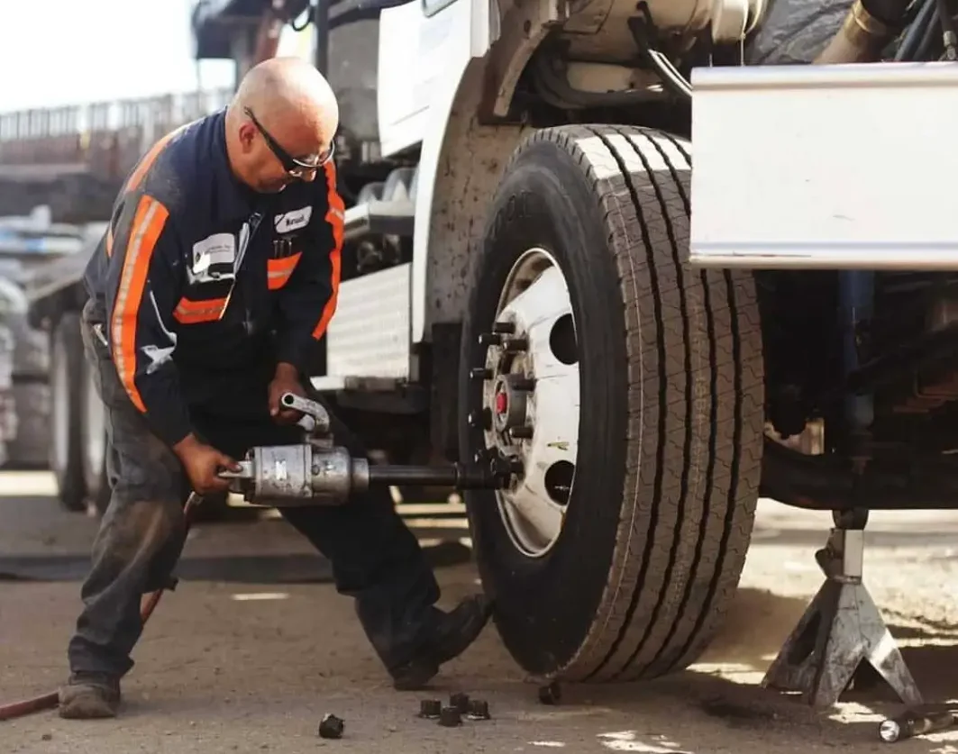 truck tire repair shop